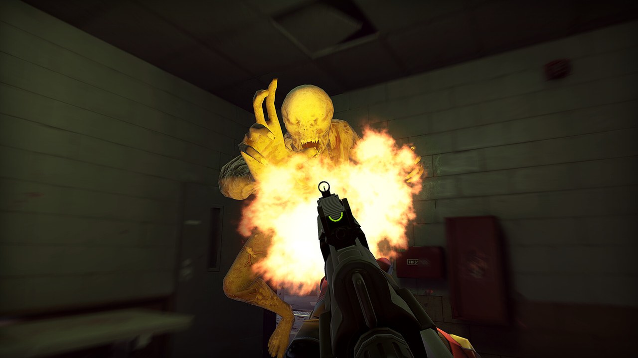 Breachers Outbreak gameplay screenshot showing co-op extraction in an infected zone
