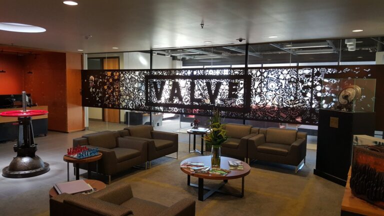 Valve headquarters lobby (CC BY 4.0, Tim Eulitz / Wikimedia Commons)