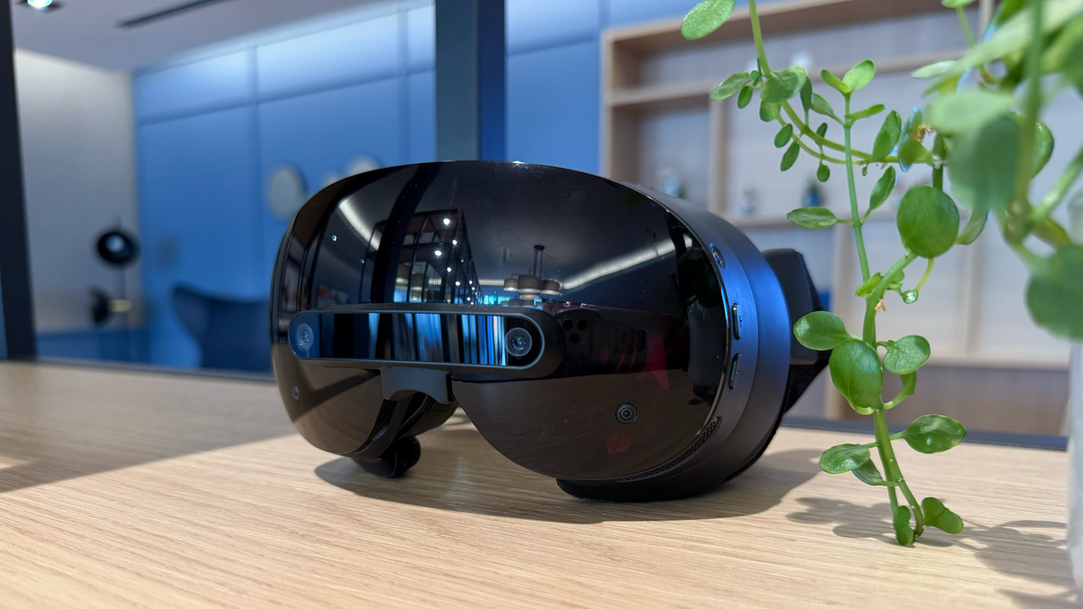 Arcturus Vision Camera mounted on a Steam Frame headset on a desk