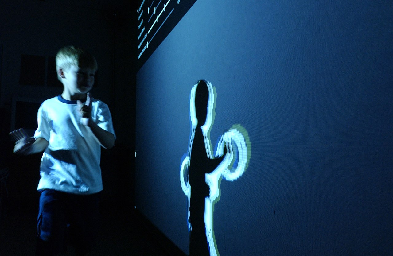 Hand gesture recognition concept illustrating Meta’s hand-tracking-first input push (Wikimedia Commons)