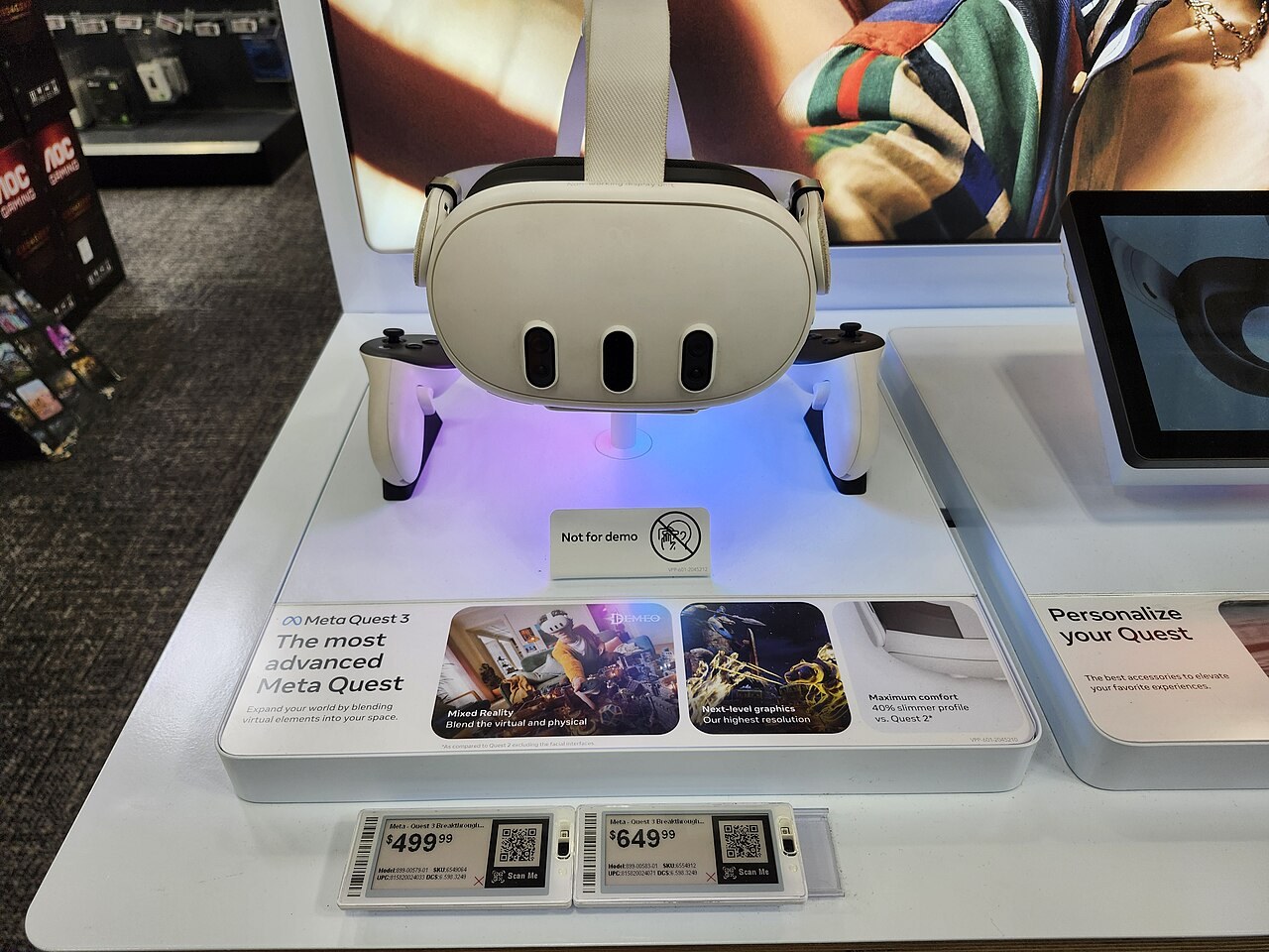 Meta Quest 3 display unit on a store shelf
