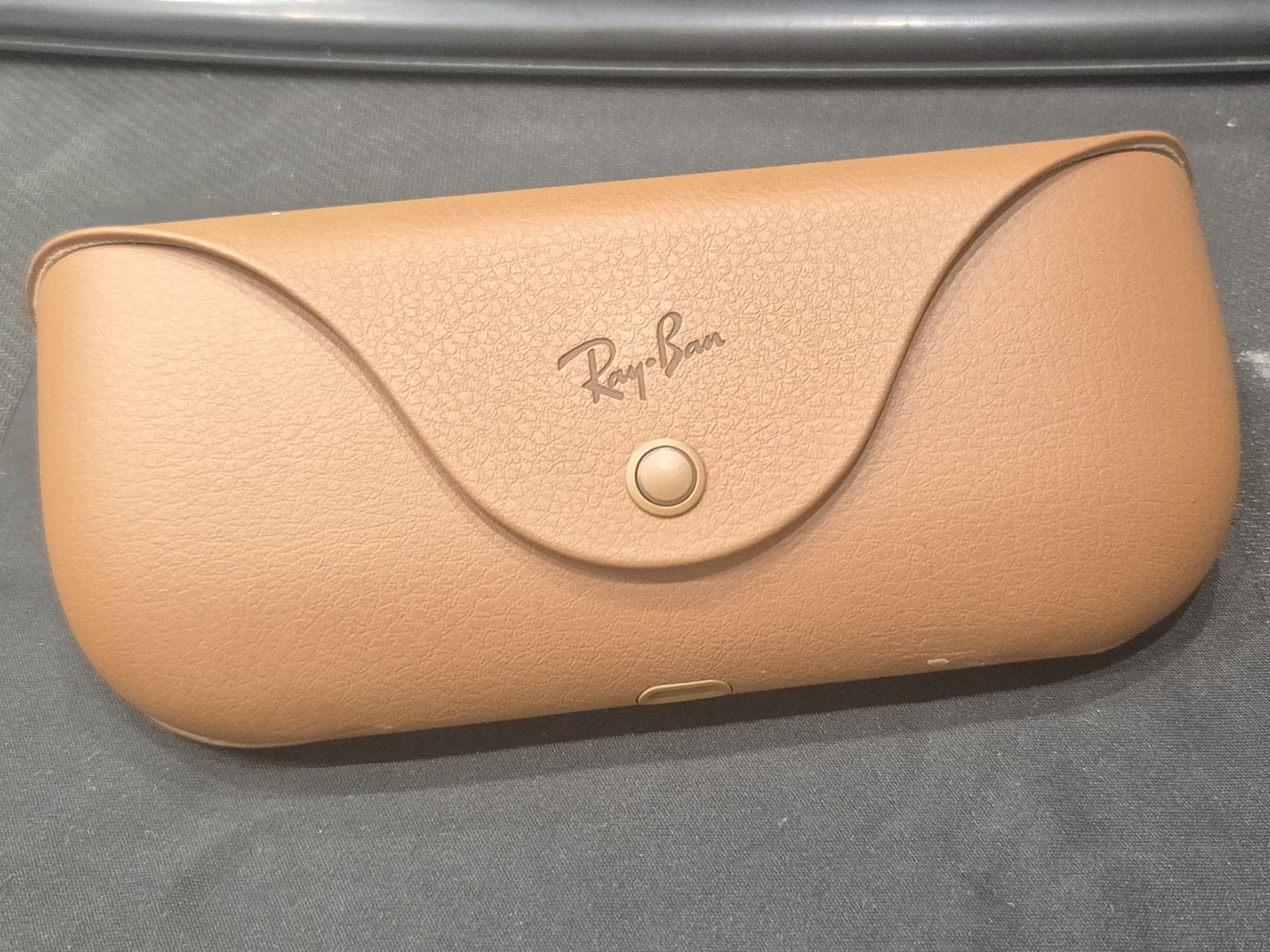 Charging case for Ray-Ban Meta Gen 2 Wayfarer glasses
