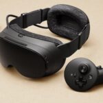 Valve Steam Frame headset and controllers