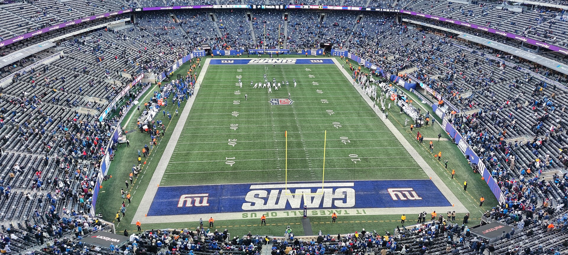 New York Giants playing the Detroit Lions at MetLife Stadium