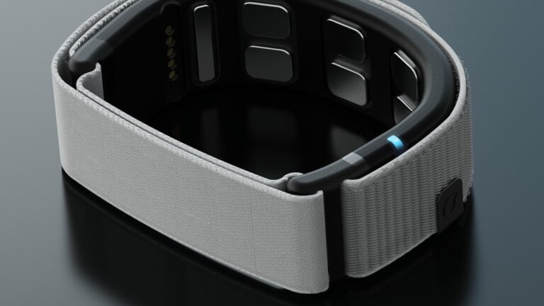Mudra Link EMG wristband by Wearable Devices. Image: Wearable Devices