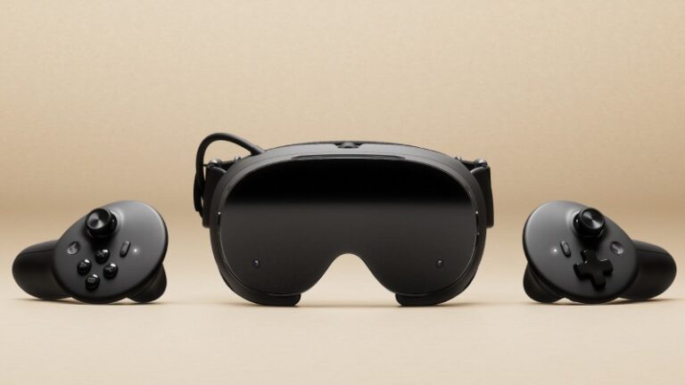 Valve Steam Frame headset with its two controllers, official Valve product image